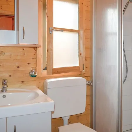 Two-bedroom Holiday In Casa vacanze Penta di Casinca